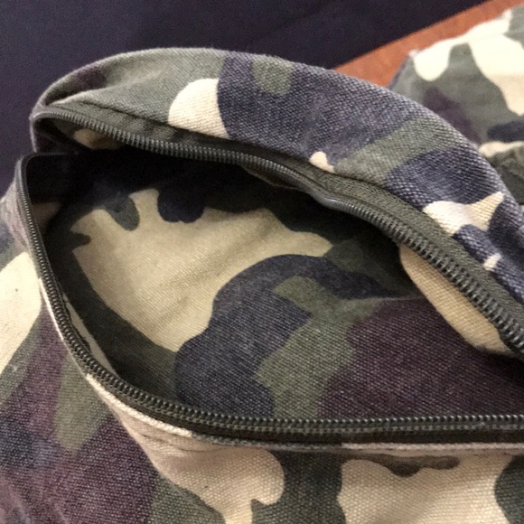 Camouflage Canvas Backpack Green - Picture 6 of 6